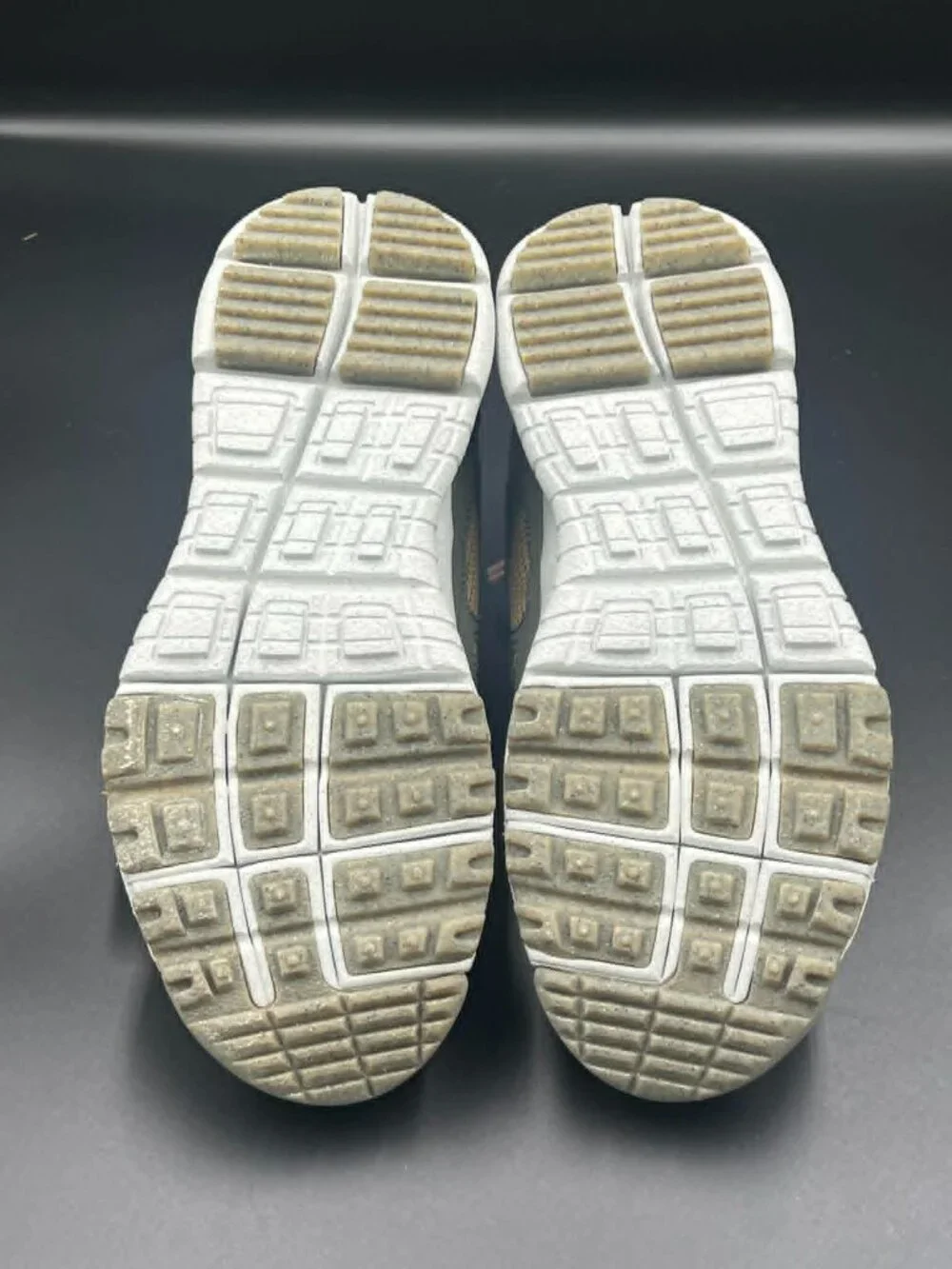 Nike Free Terra Vista Men 6 / Women 7.5